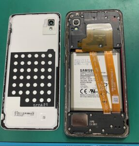GalaxyA20内部