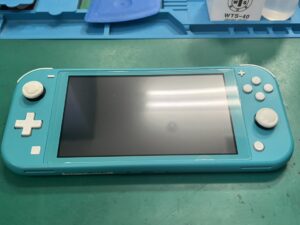 【八幡東店】Switch Liteのバッテリー交換修理【10/24 NEW OPEN】