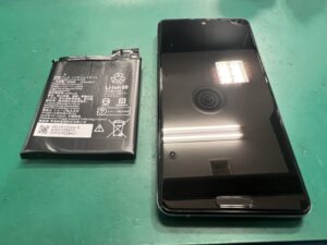 【八幡東店】AQUOS sense5Gのバッテリー交換修理【10/24 NEW OPEN】
