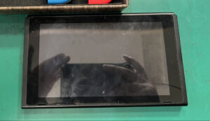 【八幡東店】SwitchのSDカードトレイ交換修理　[小倉北区よりご来店]