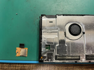 【八幡東店】SwitchのSDカードトレイ交換修理　[小倉北区よりご来店]