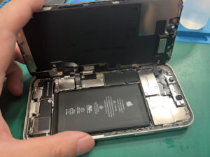 【八幡東店】iPhone12Proのバッテリー交換修理　[小倉南区よりご来店]