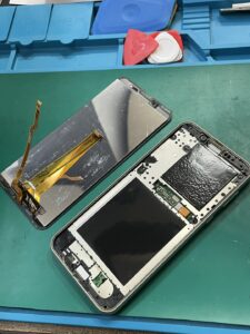 【八幡東店】AQUOS sense2のバッテリー交換［北九州市よりご来店]