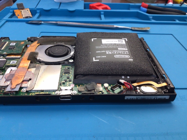 【八幡東店】今回はSwitchのバッテリー膨張についてご説明します！