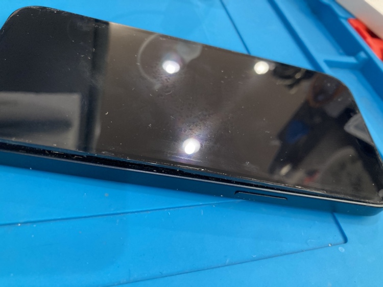 【八幡東店】今回はiPhone13のバッテリー膨張についてご紹介させていただきます！