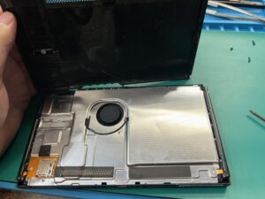 【八幡東店】Nintendo Switch の バッテリー交換修理　【小倉南区よりご来店】