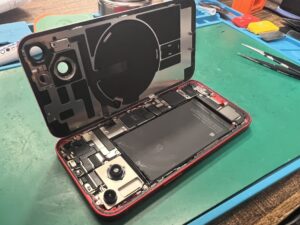 【八幡東店】iPhone14 バッテリー交換修理【八幡西区よりご来店】