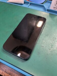 【八幡東店】iPhone13の液晶交換修理 [小倉北区よりご来店]