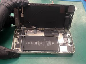 【八幡東店】iPhone 12miniのバッテリー交換修理[小倉北区よりご来店]