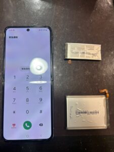 【八幡東店】Galaxy Z Flip4のバッテリー交換修理[若松区よりご来店]