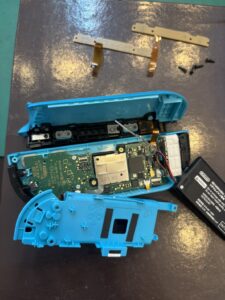 【八幡東店】SwitchのSR/SLボタン修理 [小倉北区よりご来店]