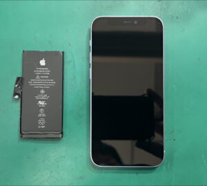 【八幡東店】iPhone12 mini の バッテリー劣化修理【小倉北区よりご来店】