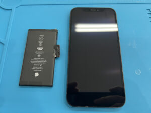 【八幡東店】iPhone 12 Proのバッテリー交換修理【八幡西区よりご来店】