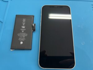 【三光店】iPhone12のバッテリー交換修理｜電池持ち改善・即日対応