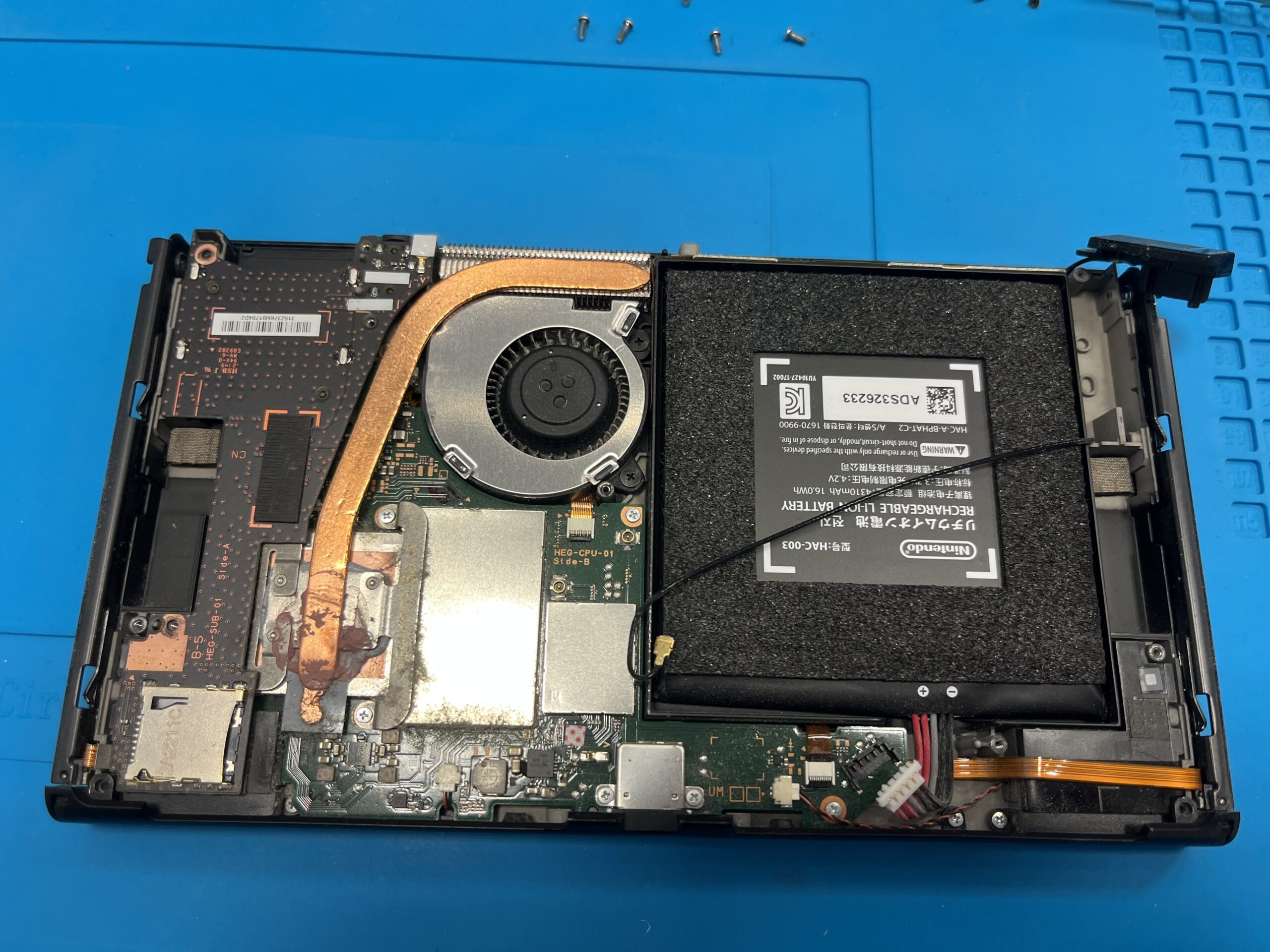 【八幡東店】switch有機ELのゲームスロット交換【若松区よりご来店】