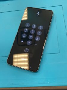 Galaxy S22バッテリー交換修理前